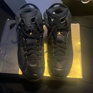 Used Jordan 6’s.
